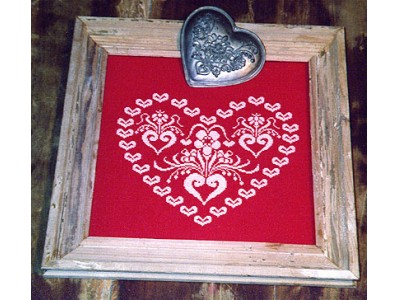 Schema punto croce cuore tirolese