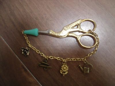 Catenella  trova forbice  con charms