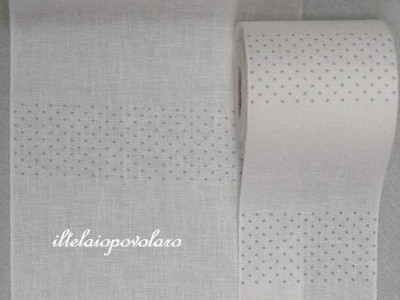 BORDO avorio con fasce a pois azzurri H. cm.10