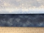 1V coll.vintage con frasi e roselline bianche su fondo azzurro chiaro melange