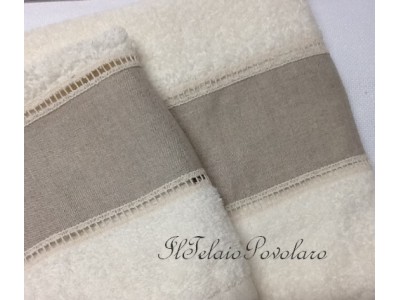 1 - coppia asciugamani  in  spugna beige con bordo lino greggio