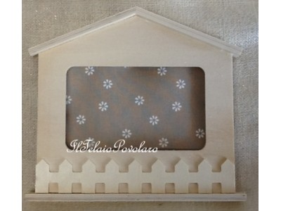 cornice - casetta  misura esterna cm. 23 x 20