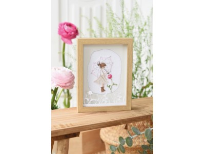 - 01 Cornice ragazza aprile 19x20 cm